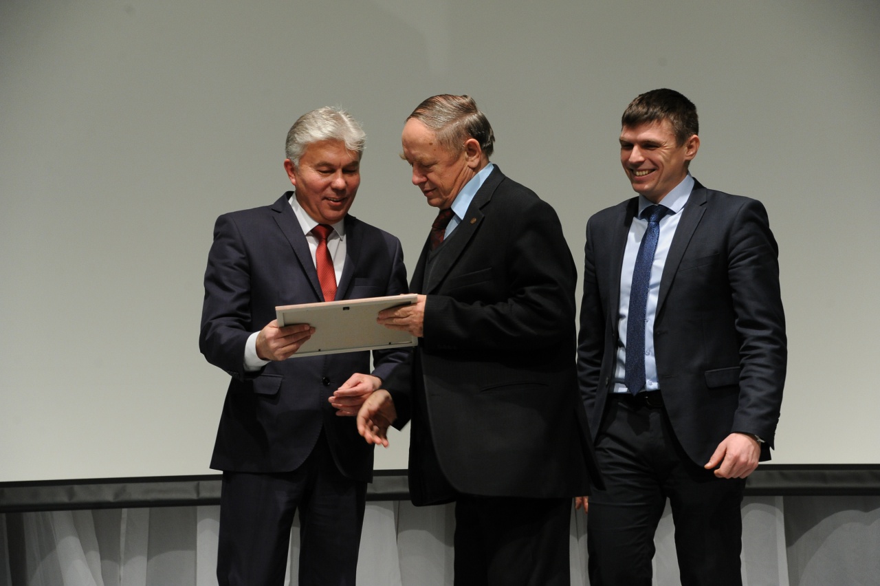 2017 70 лет профорганизации ВНИИЭФ (2).JPG